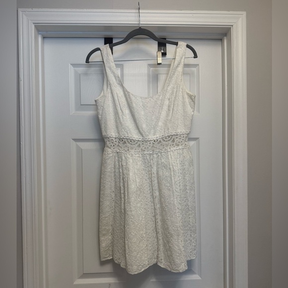 Lilly Pulitzer White Lace Eyelet Rosemarie Dress Size 10 Scoop Neck - Picture 2 of 7